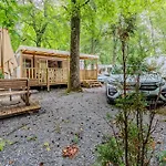 4 Etoiles, Parc Aquatique 营地 4*